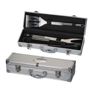Set de tacâmuri BBQ