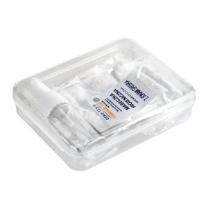 Set în cutie, sticlă cu pulverizator pentru dezinfectant și mască facială reutilizabilă cu spațiu pentru filtru și ioni de argint