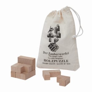 CUB NEBUN - Puzzle cu zaruri